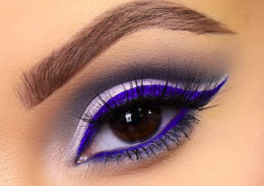 How to get the perfect winged eyeliner every time with Bonita Bandera liquid eyeliner