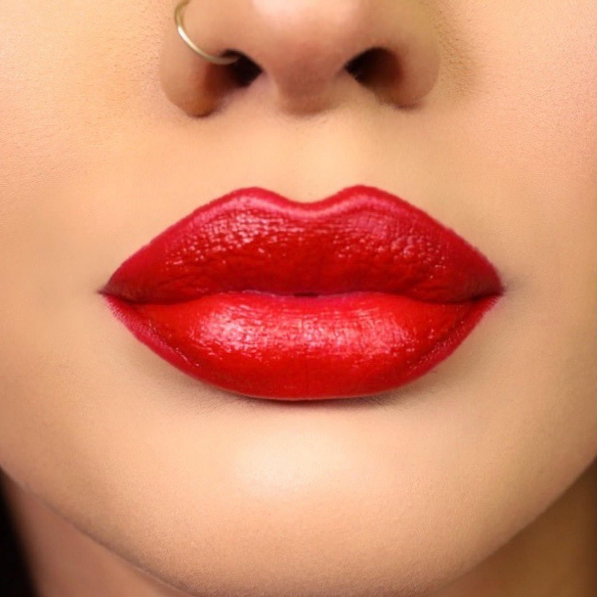 hver dag Korridor sponsor Award-winning Brava is the only red lipstick you need. - Reina Rebelde